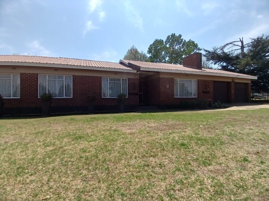 3 Bedroom Property for Sale in Memel Free State